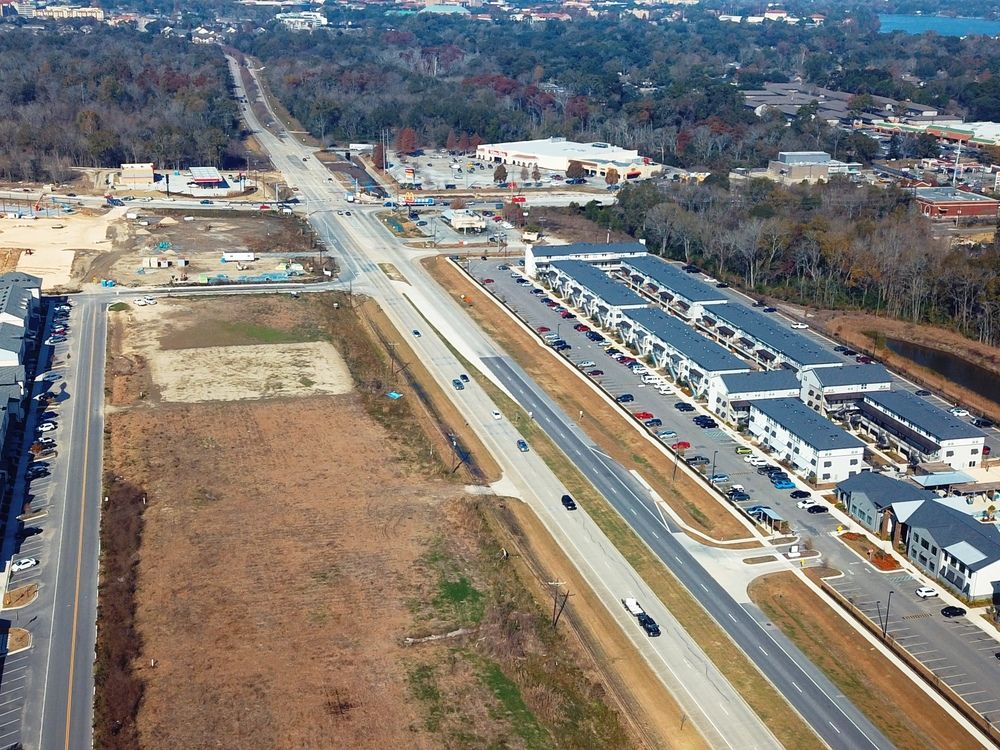 Arlington Marketplace Pad Sites - Burbank Dr: Burbank Dr, Baton Rouge, LA 70820